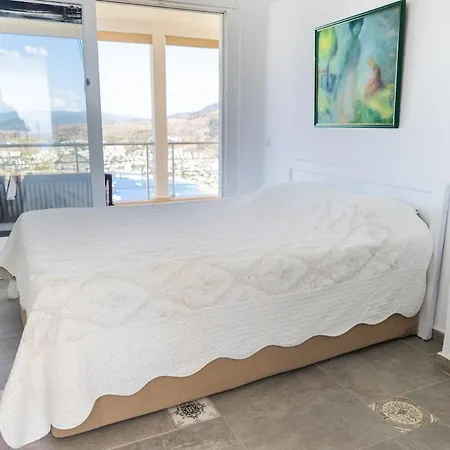 Stunning Sea View Cosy