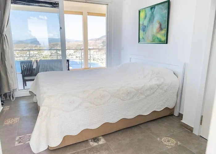 Stunning Sea View Cosy