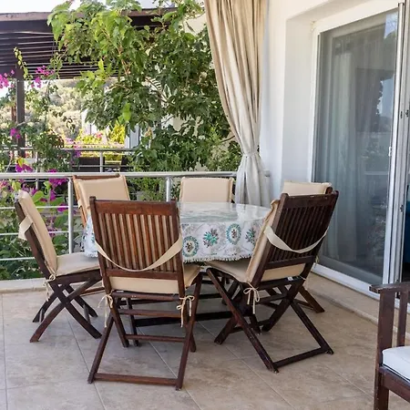 Stunning Sea View Cosy דירה